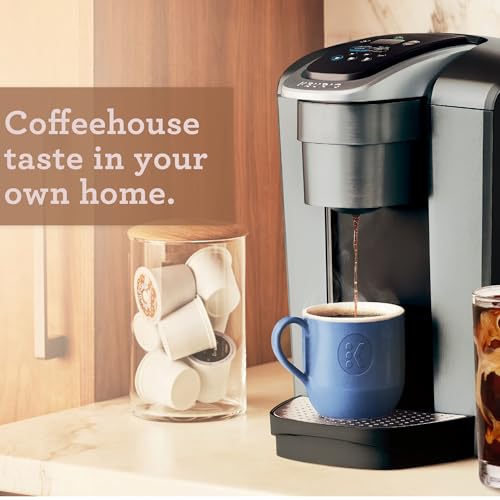 Keurig K-Elite Single Serve K-Cup Pod Kaffeemaschine, mit Stärke- und Temperaturkontrolle, Eiskaffee-Funktion, Brühgröße von 230 bis 340 ml, programmierbar, gebürstetes Silber