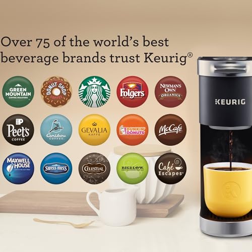 Keurig K-Mini Plus Einzelportions-K-Cup-Pad-Kaffeemaschine, mit Brühgröße von 6 bis 12 oz, fasst bis zu 9 K-Cup-Pads, Reisebecher-freundlich, Mattschwarz