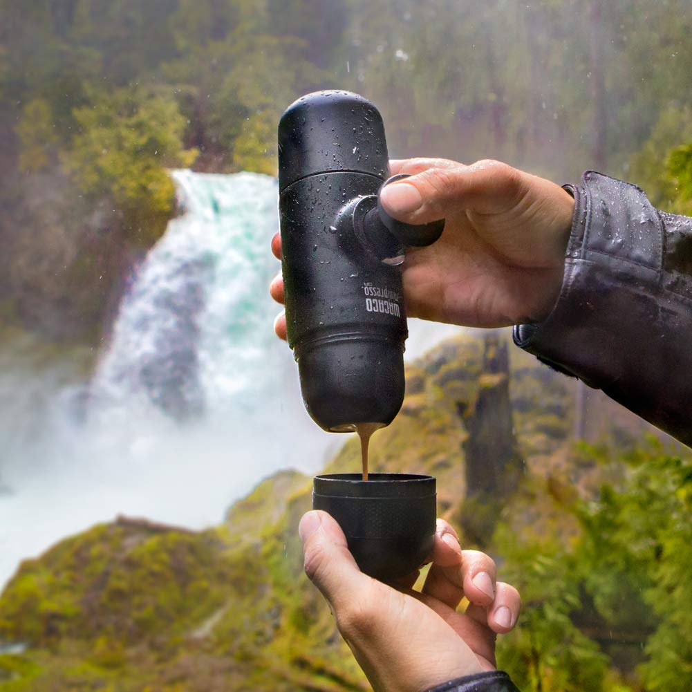 WACACO Minipresso GR, tragbare Espressomaschine, kompatibler gemahlener Kaffee, Kaffeezubereitung von Hand, Reise-Gadgets, manuell bedienbar, perfekt fürs Camping