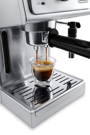 De'Longhi 15 Bar Pump Espresso- und Cappuccinomaschine mit hochwertigem, verstellbarem Milchaufschäumer, Edelstahl, ECP3630