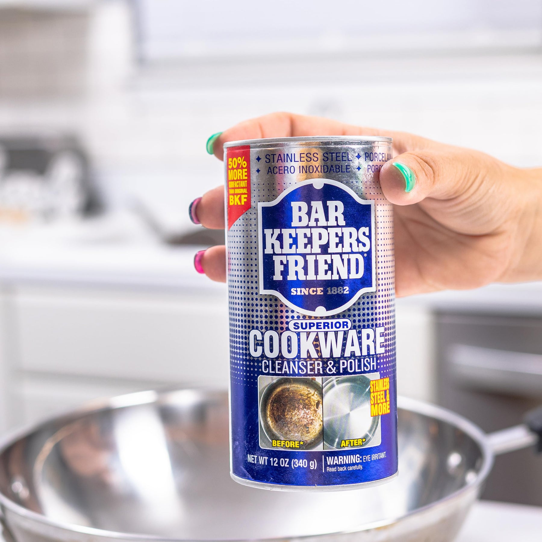 Bar Keepers Friend Cookware Cleanser & Polish (2 x 12 oz) Stainless Steel Cleaner & Degreaser for Pots, Pans, Bakeware & Grills - Removes Sticky Residue, Rust Stains & Lime Deposits