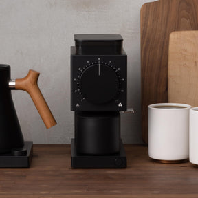 Fellow Gen 2 Ode Brew Grinder – Elektrische Kaffeemühle mit Mahlwerk und 31 Einstellungen für Filterkaffee, French Press und Cold Brew – Geringer Platzbedarf – Mattschwarz