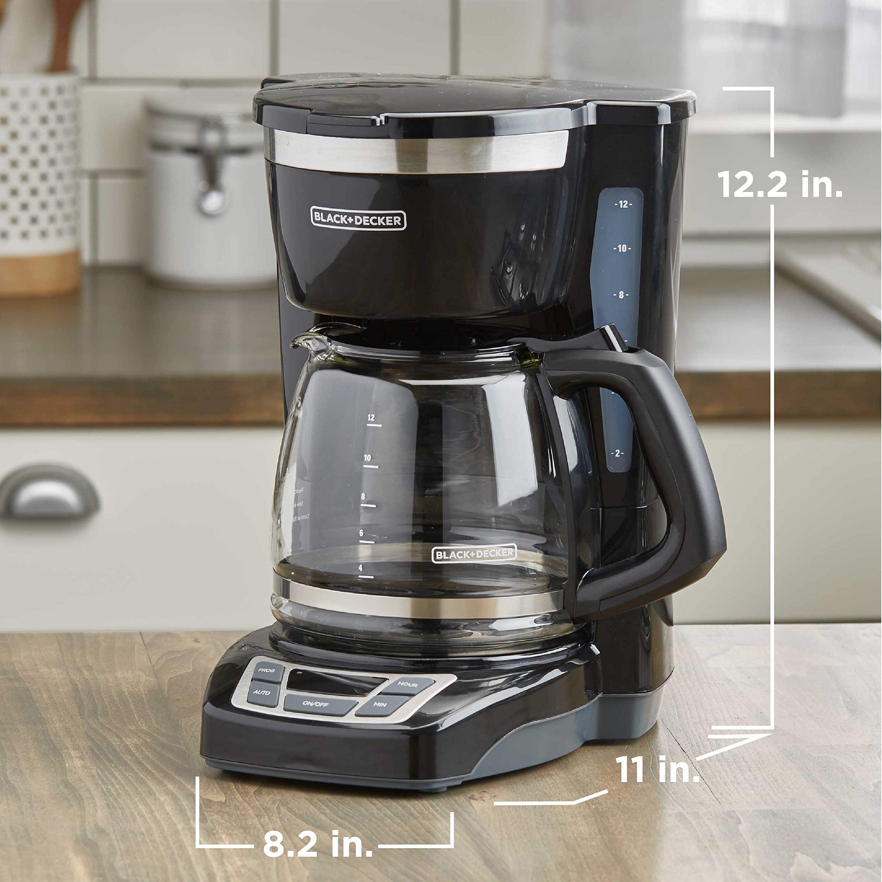 BLACK+DECKER Digitale Kaffeemaschine für 12 Tassen, programmierbar, waschbarer Korbfilter, Sneak-A-Cup, Auto Brew, Wasserfenster, Warmhalteplatte, schwarz