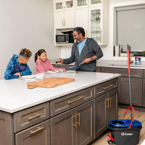 O-Cedar RinseClean Spin Mop &amp; Bucket System | Reinigen mit klarem Wasser | Entfernt 99 % aller Bakterien